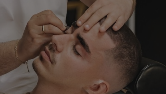 Imagem em destaque do serviço Sobrancelha c/ Pinça